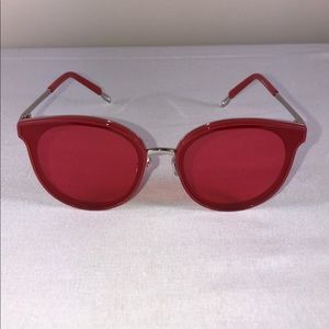 FABULOUS red sunglasses